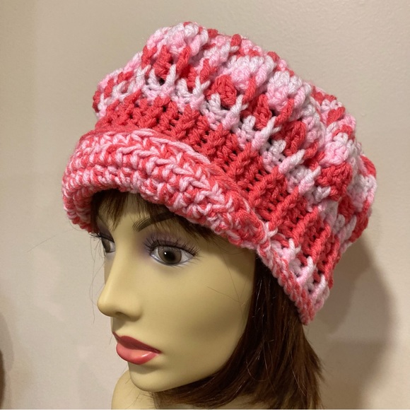 Barbie Pinkalicious hand knit newsboy cap with visor - Picture 2 of 6